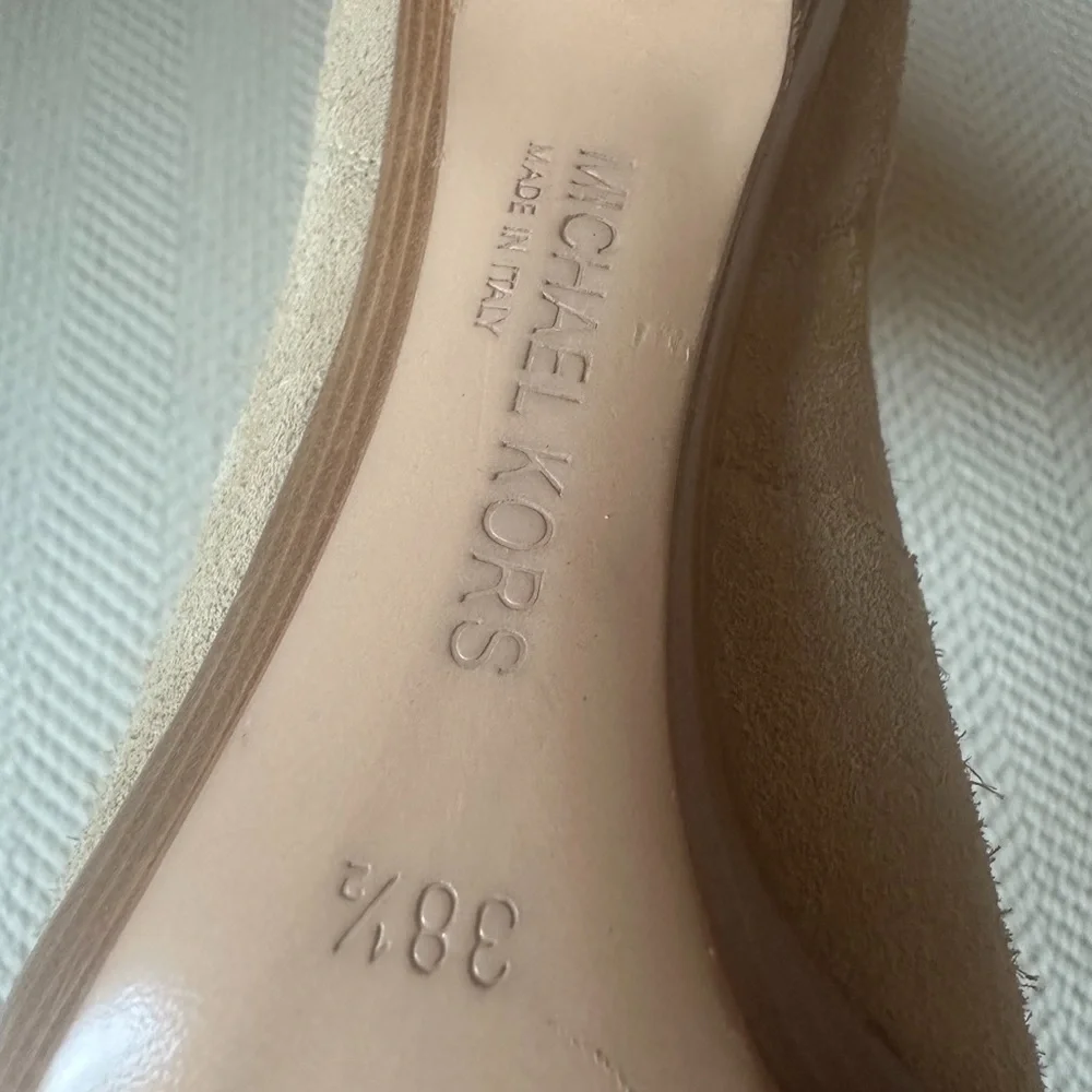 Michael Kors Neutral Suede boot - Picture 3 of 3